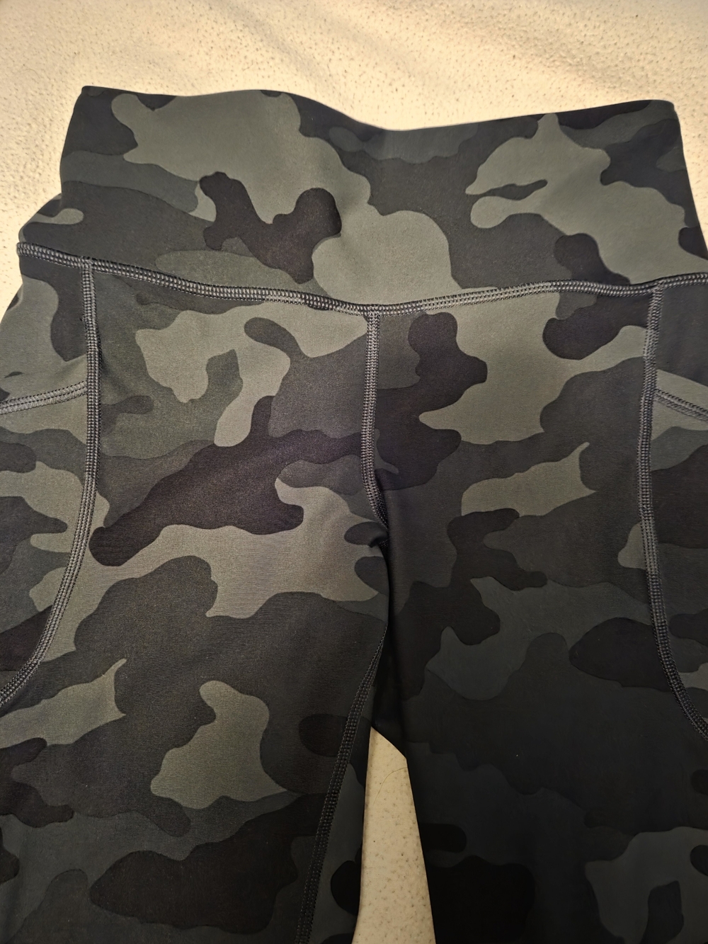 Old Navy Camo Active Leggings
